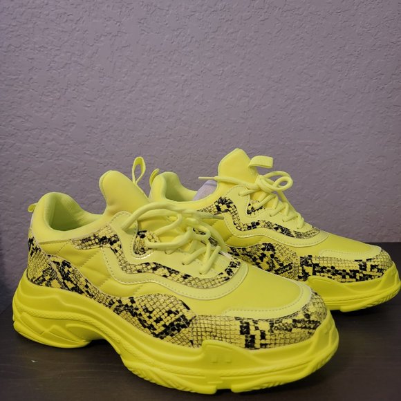 Jessica Simpson Yellow Sneakers, Size 10 - Picture 5 of 5